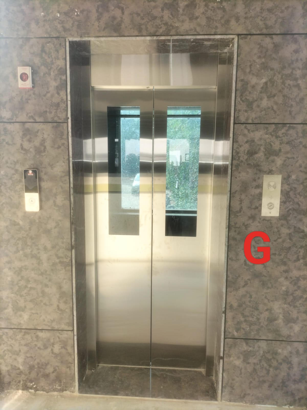 Stainless steel automatic door with floor indicator