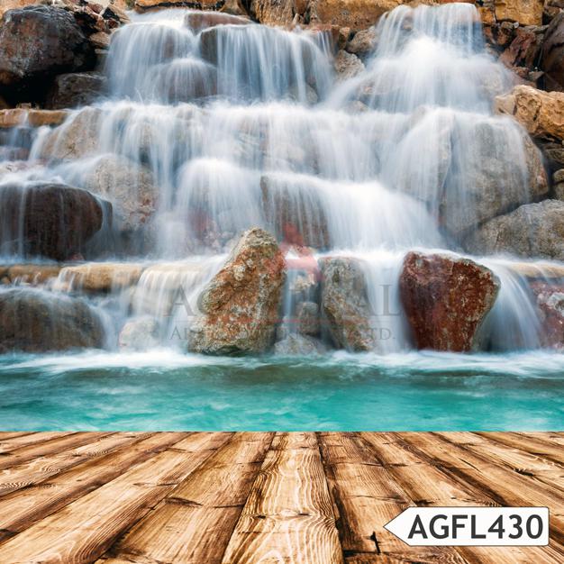 3D waterfall effect with wood texture